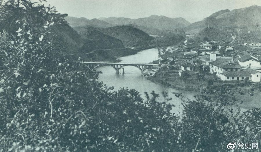 1930年12月，紅軍在龍岡地區(qū)殲滅國民黨軍第十八師近一萬人，活捉敵師長(zhǎng)張輝瓚。圖為作戰(zhàn)舊址江西興國東北的龍岡。